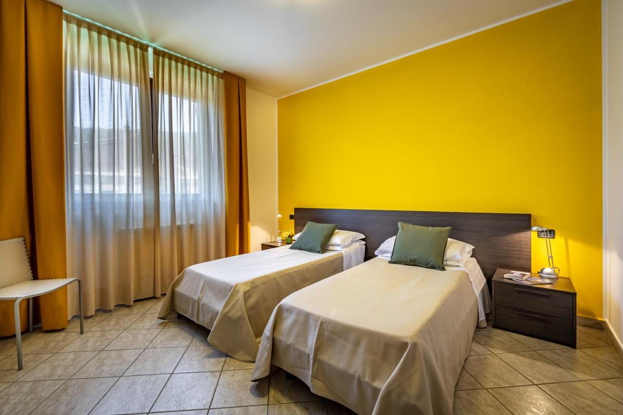 Casa Vacanze Arianna Rosia Exteriér fotografie
