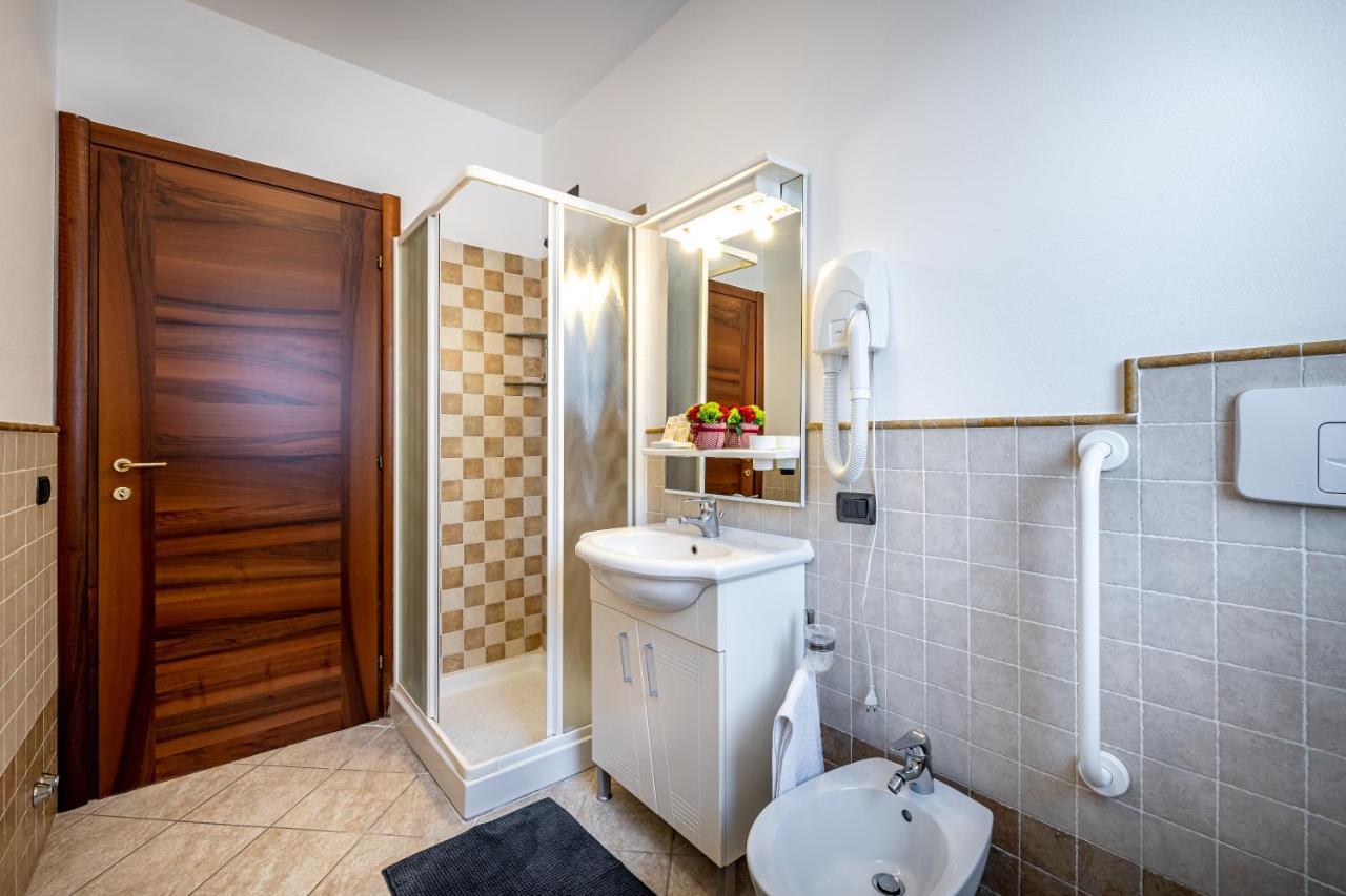 Casa Vacanze Arianna Rosia Exteriér fotografie