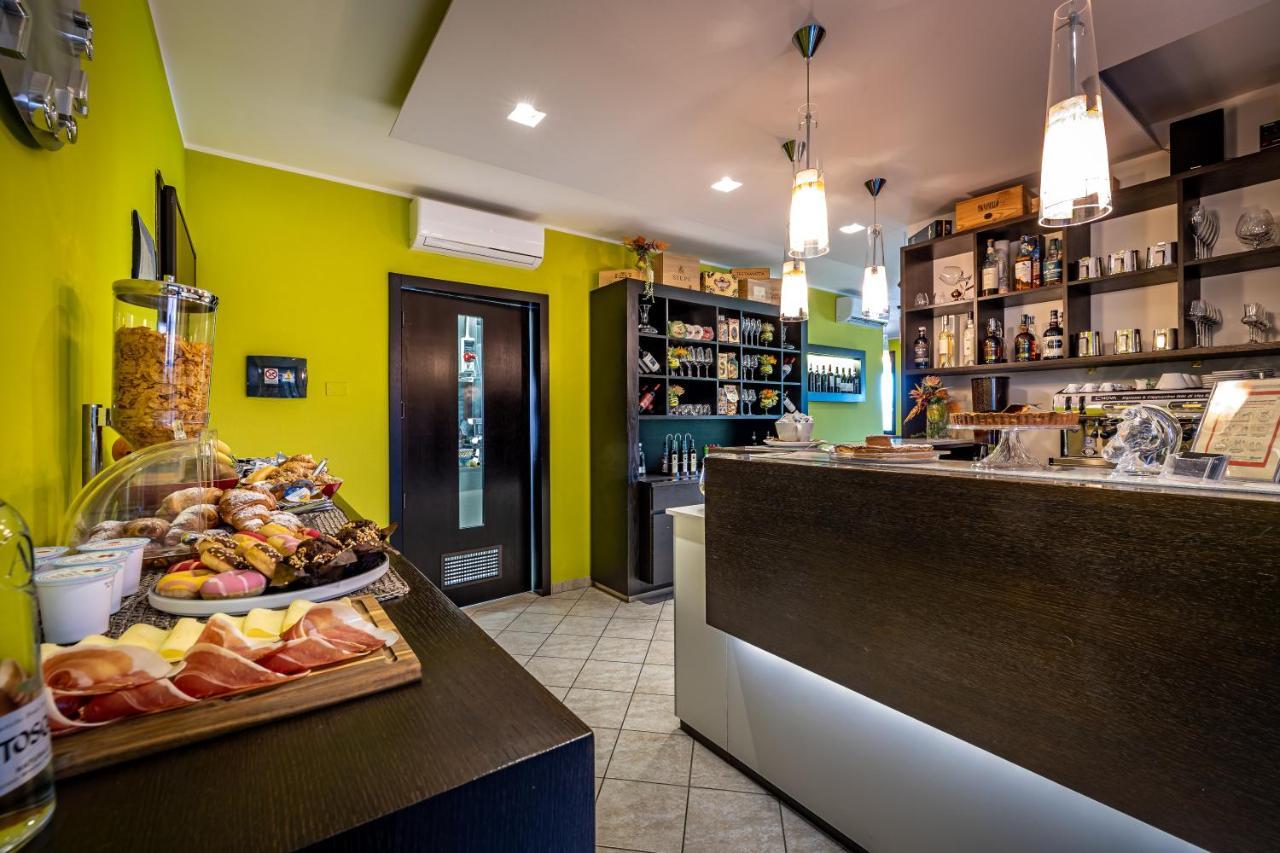 Casa Vacanze Arianna Rosia Exteriér fotografie
